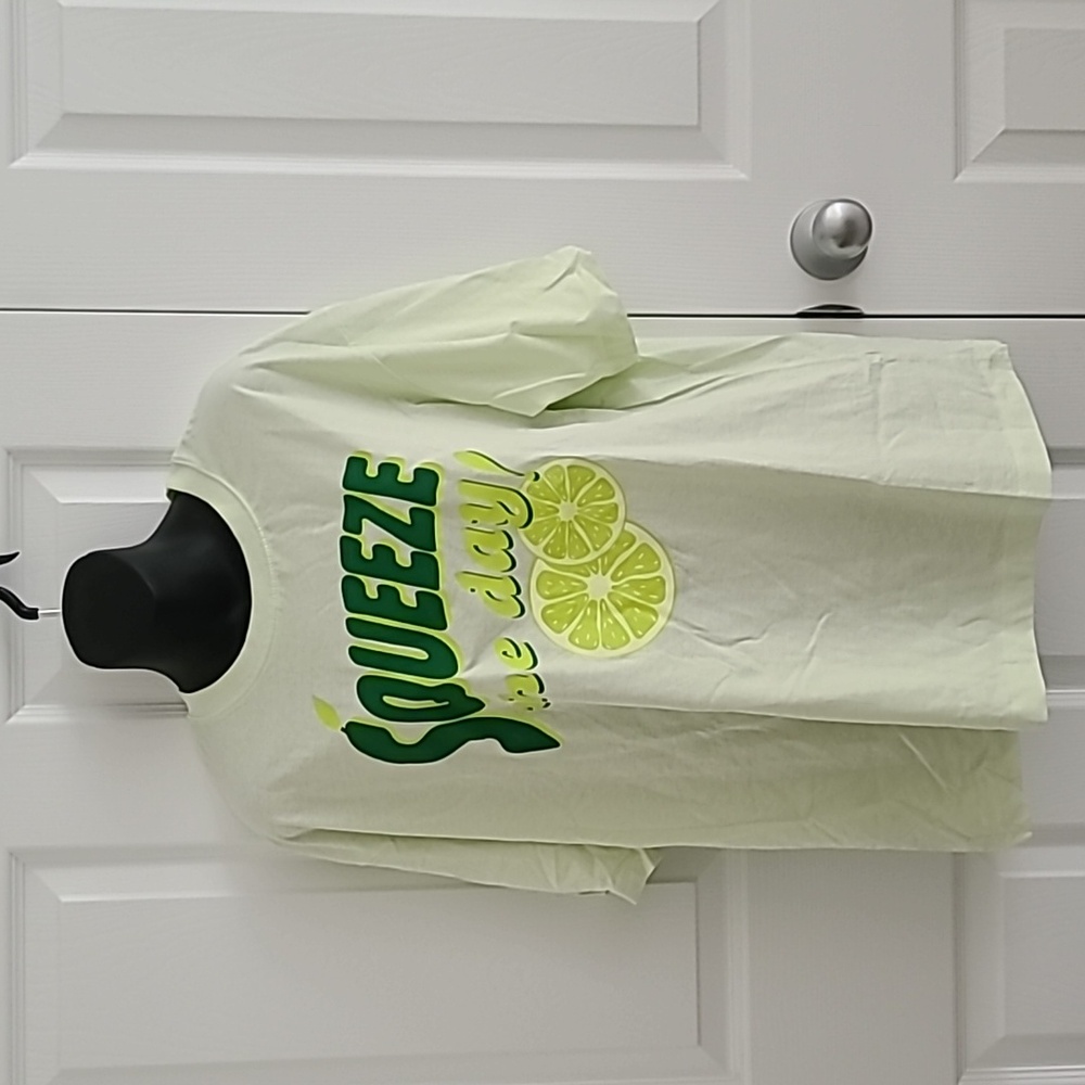 Women's lime green "squeeze the day" tshirt in size large, NWT